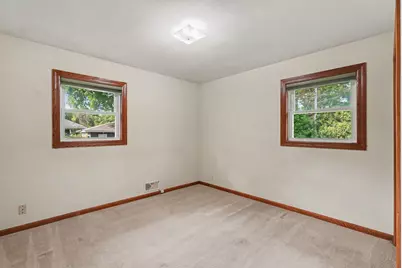 1333 Valders Avenue N, Golden Valley, MN 55427 - Photo 25