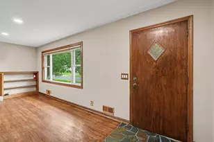 1333 Valders Ave N, Golden Valley, MN 55427 - Photo 11