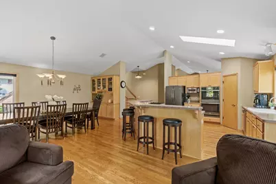 13705 Country Place, Burnsville, MN 55337 - Photo 3