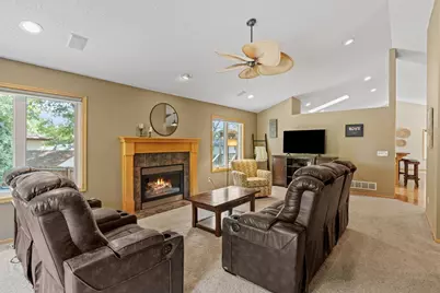 13705 Country Place, Burnsville, MN 55337 - Photo 15