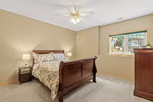 13705 Country Pl, Burnsville, MN 55337 - Photo 31