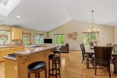 13705 Country Place, Burnsville, MN 55337 - Photo 9