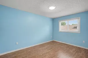 939 Savannah Rd, Eagan, MN 55123 - Photo 15