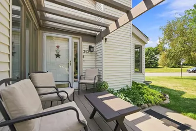 303 Elan Court, Woodbury, MN 55125 - Photo 3