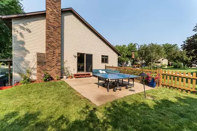 17767 S Shore Lane W, Eden Prairie, MN 55346 - Photo 33