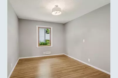 11201 Ewing Avenue S, Bloomington, MN 55431 - Photo 17