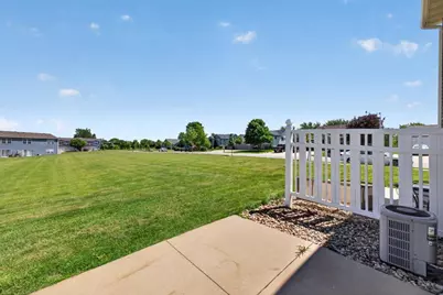 626 Pointe Court SW, Rochester, MN 55902 - Photo 19