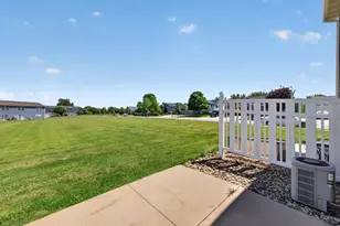 626 Pointe Ct SW, Rochester, MN 55902 - Photo 19