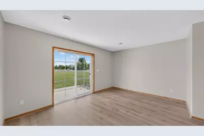626 Pointe Court SW, Rochester, MN 55902 - Photo 7