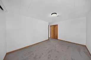 401 20th St SW, Rochester, MN 55902 - Photo 23