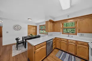 401 20th St SW, Rochester, MN 55902 - Photo 5