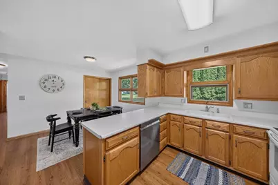 401 20th Street SW, Rochester, MN 55902 - Photo 3