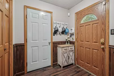 17452 Hiawatha Beach Drive NE, Ham Lake, MN 55304 - Photo 5