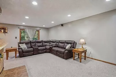 17452 Hiawatha Beach Drive NE, Ham Lake, MN 55304 - Photo 23