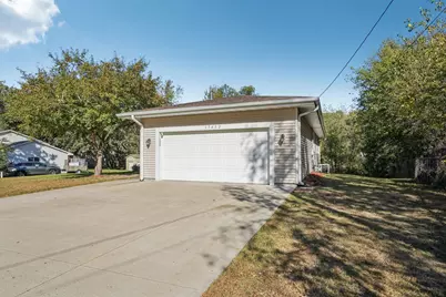 17452 Hiawatha Beach Drive NE, Ham Lake, MN 55304 - Photo 3
