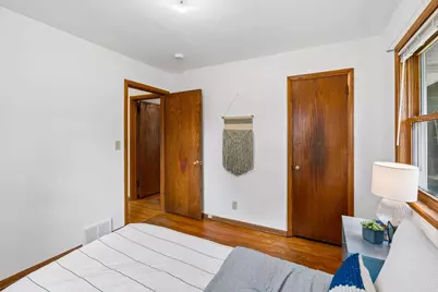 9235 Queen Avenue S, Bloomington, MN 55431 - Photo 21