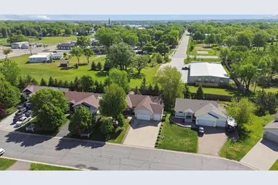 211 7th Street S, Winsted, MN 55395 - Photo 37