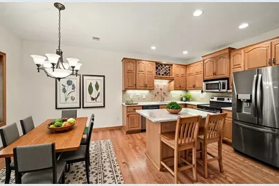 12999 Garvin Brook Lane, Apple Valley, MN 55124 - Photo 5