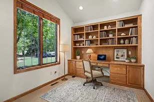 12999 Garvin Brook Ln, Apple Valley, MN 55124 - Photo 9