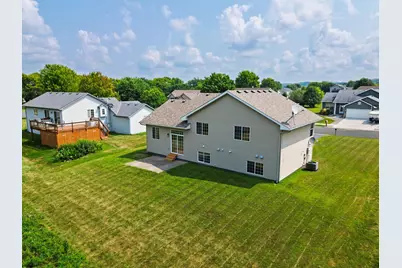 808 Lindsey Lane, Belle Plaine, MN 56011 - Photo 3