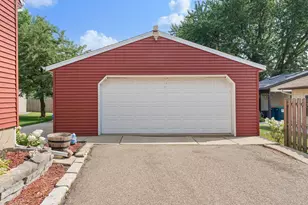 342 7th Street SW, Eyota, MN 55934 - Photo 5