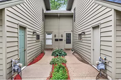 6025 79th Avenue N, Brooklyn Park, MN 55443 - Photo 31