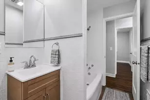 1800 37th Ave NE, Minneapolis, MN 55421 - Photo 5