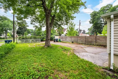 3020 Garfield Street NE, Minneapolis, MN 55418 - Photo 33