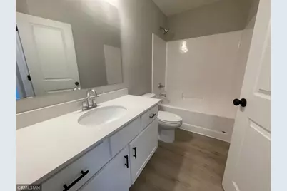 19758 Ely Avenue N, Forest Lake, MN 55025 - Photo 9