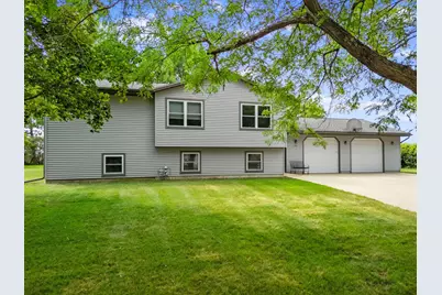 705 N Estates Avenue, Litchfield, MN 55355 - Photo 11
