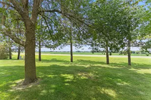 705 N Estates Ave, Litchfield, MN 55355 - Photo 65