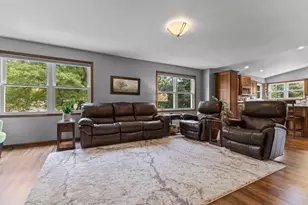 705 N Estates Ave, Litchfield, MN 55355 - Photo 3