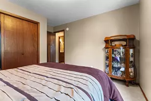 705 N Estates Ave, Litchfield, MN 55355 - Photo 33