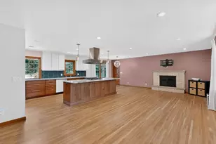 133 Craig Way NE, Fridley, MN 55432 - Photo 25