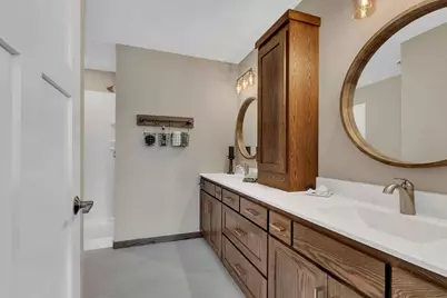 2400 40th Avenue S, Saint Cloud, MN 56301 - Photo 7