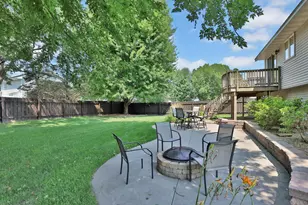 1098 Heather Dr, Woodbury, MN 55129 - Photo 1
