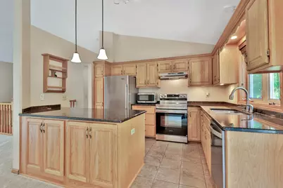 1098 Heather Drive, Woodbury, MN 55129 - Photo 11