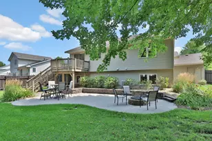 1098 Heather Dr, Woodbury, MN 55129 - Photo 27
