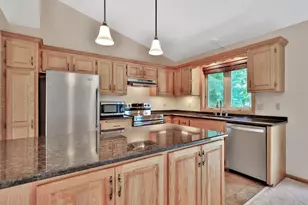 1098 Heather Dr, Woodbury, MN 55129 - Photo 13