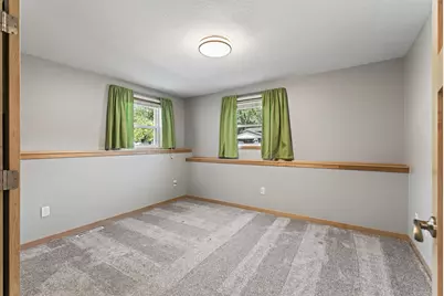 460 Hawes Avenue, Vadnais Heights, MN 55127 - Photo 23