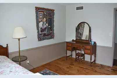 304 Independence Avenue S, Clarks Grove, MN 56016 - Photo 33