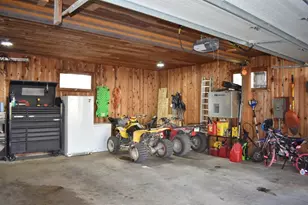304 Independence Ave S, Clarks Grove, MN 56016 - Photo 59
