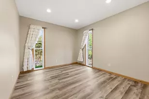 71 B St, Saint Paul, MN 55106 - Photo 15