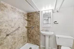 147 W 48th St, Minneapolis, MN 55419 - Photo 27