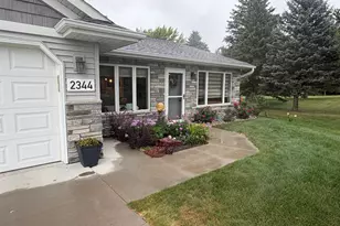 2344 Cherrywood Ln, Worthington, MN 56187 - Photo 3