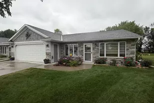 2344 Cherrywood Ln, Worthington, MN 56187 - Photo 1