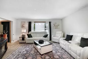 2477 Brenner Ave E, Maplewood, MN 55109 - Photo 5
