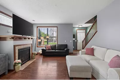 1952 Commonwealth Boulevard #4, Chanhassen, MN 55317 - Photo 5