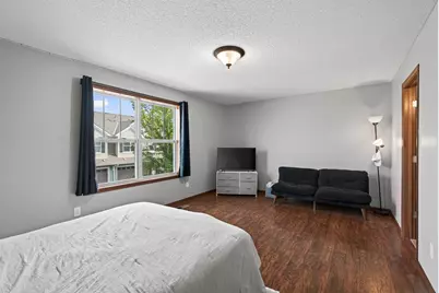 1952 Commonwealth Boulevard #4, Chanhassen, MN 55317 - Photo 21