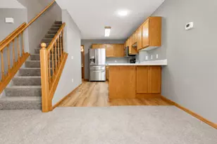 4884 Helena Ln N, Oakdale, MN 55128 - Photo 3